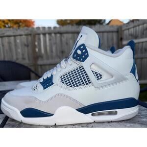Size 8 - Air Jordan 4 Retro 2024 Military Blue (FV5029-141) Barely-Used